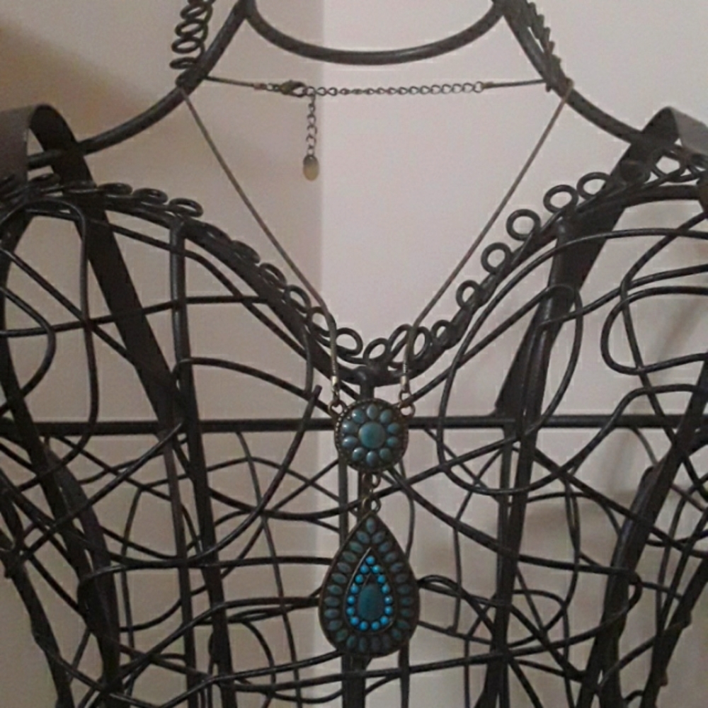 Claire's Aztec Turquoise Pendant Necklace